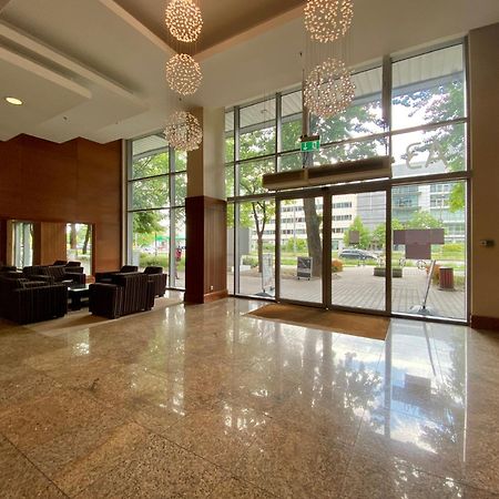 Two Rooms Apartment Triton Park ワルシャワ エクステリア 写真