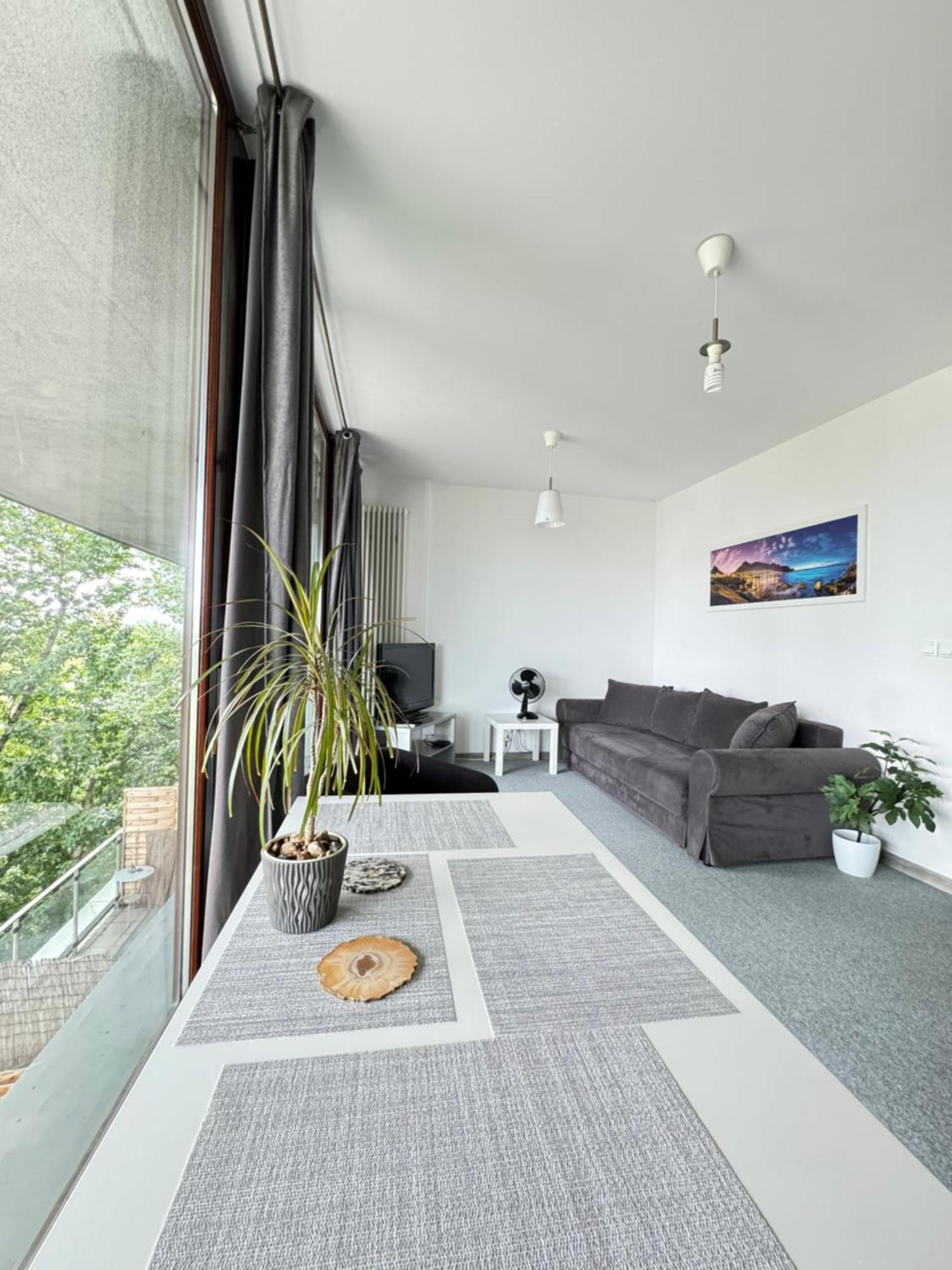 Two Rooms Apartment Triton Park ワルシャワ エクステリア 写真