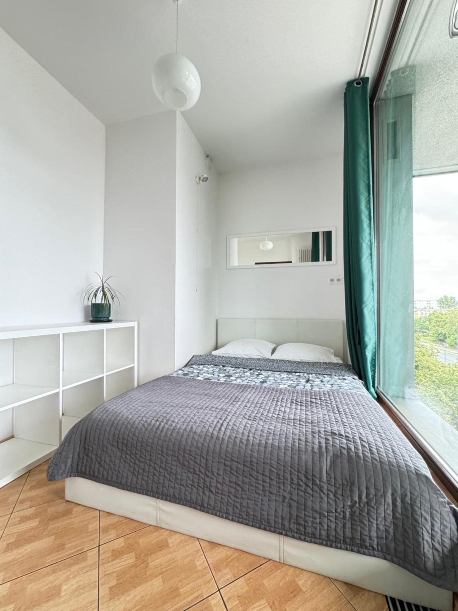 Two Rooms Apartment Triton Park ワルシャワ エクステリア 写真